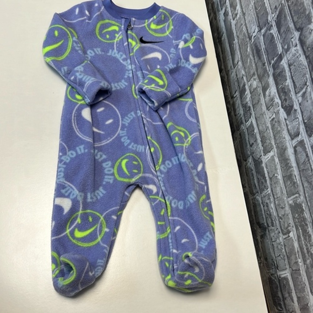 Nike‎